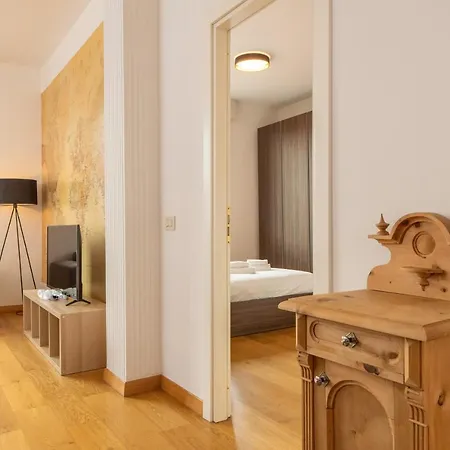 Apartment Housmart Sant'isaia 67/2 *