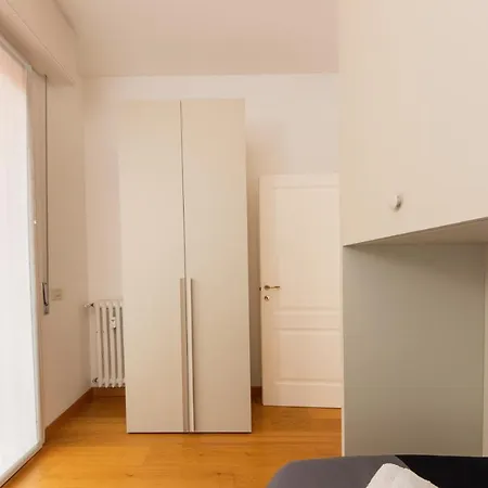 Housmart Sant'isaia 67/2