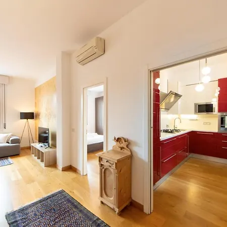 Housmart Sant'isaia 67/2 *