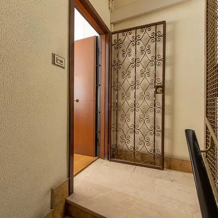 Housmart Sant'isaia 67/2 Апартаменты *