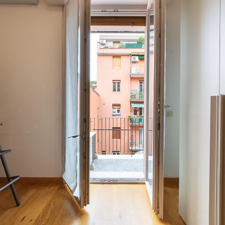 Housmart Sant'isaia 67/2 *